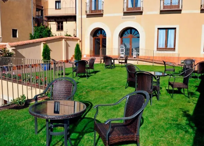 Mejores Hoteles en Segovia que Aceptan Perros