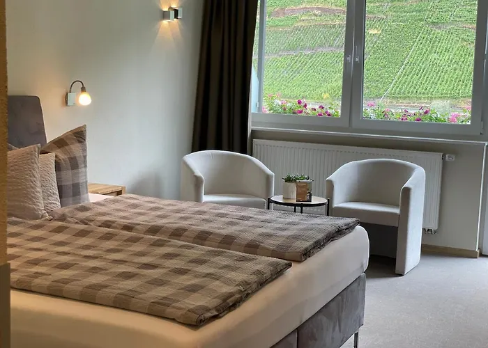 Hotel-Restaurant Weinhaus Traube Ernst