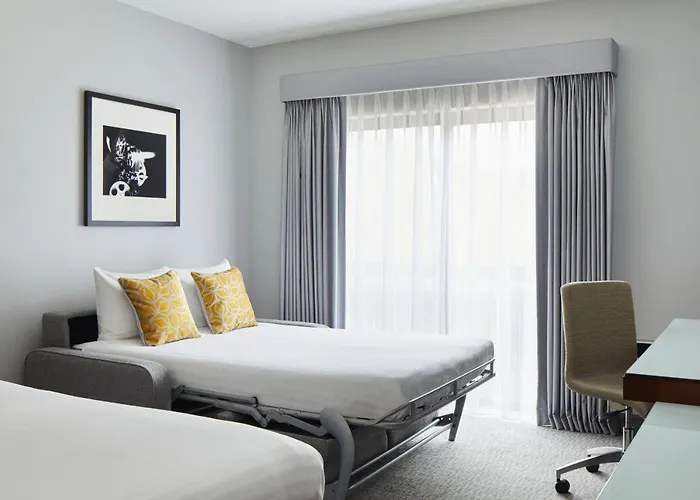 Top-Rated Spa Hotels near Enfield for Pure Bliss