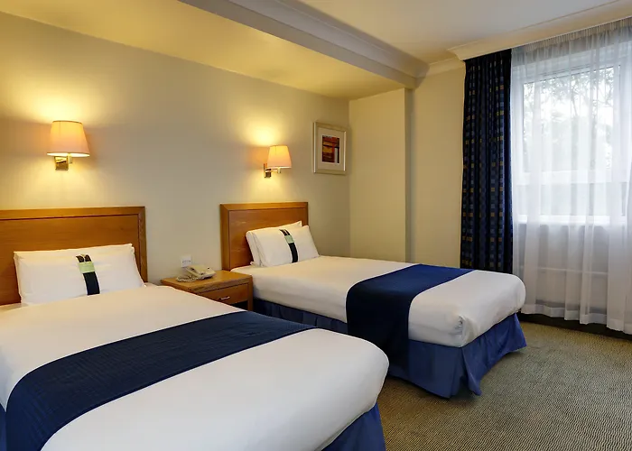 Best Hotels Near Southampton Airport Offering Parking