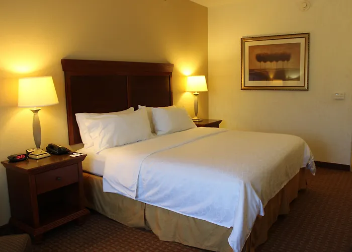 Best Hotels Near Tulsa Expo Center for Visitors