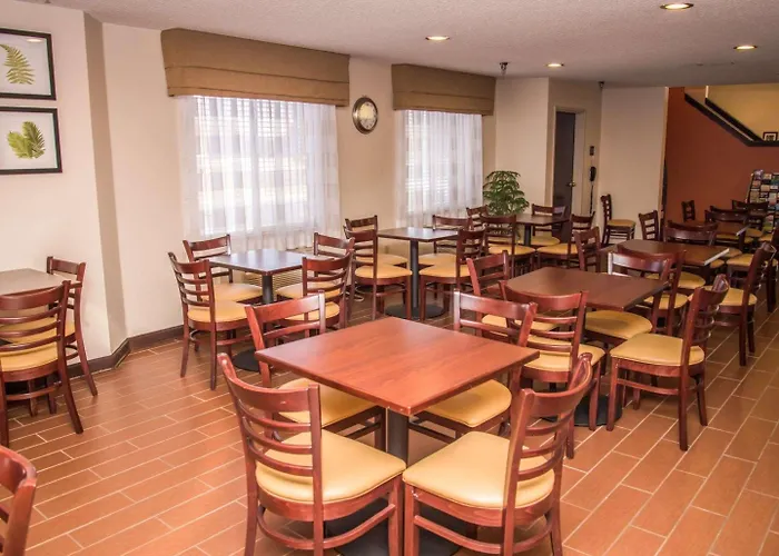 Best Hotels Near Charlotte Motor Speedway