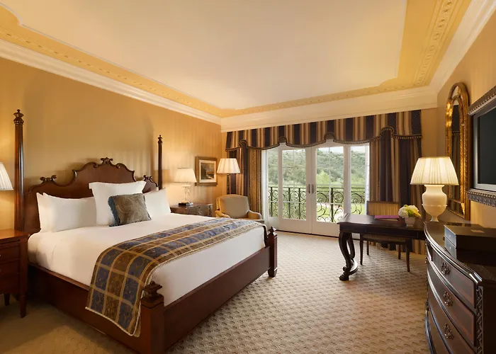 Best Pet-Friendly Hotels in San Diego