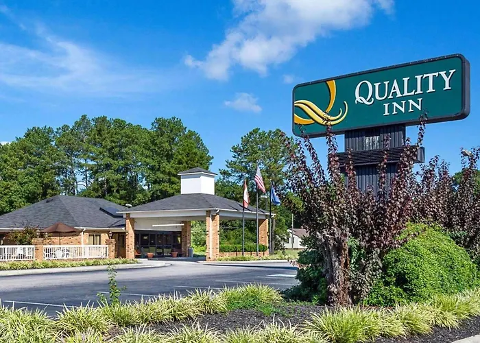 Top Petersburg Hotels for Memorable Stays