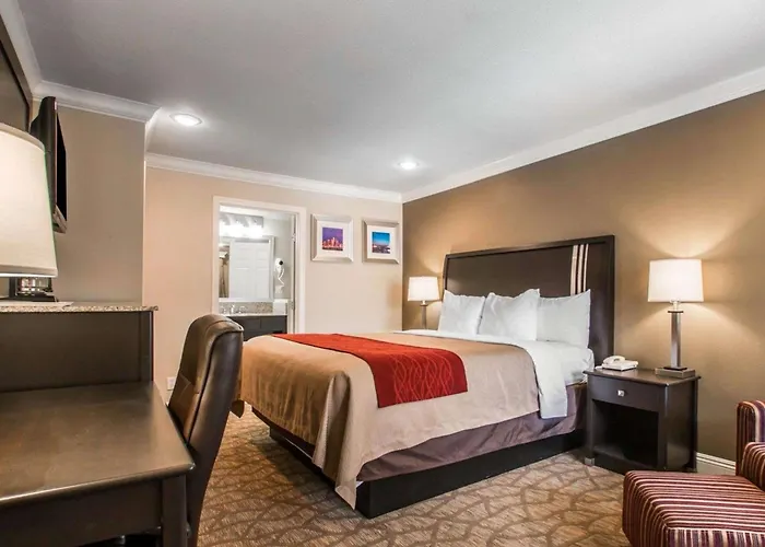 Premier Hotels in Downey, CA