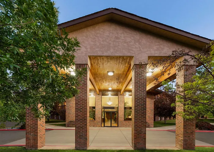 Top Cortez Colorado Hotels for Memorable Stays