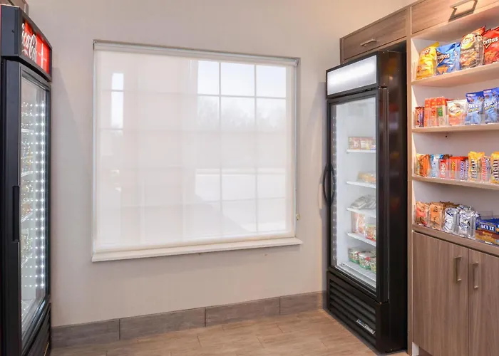 Top Hotels in Poplar Bluff, Missouri