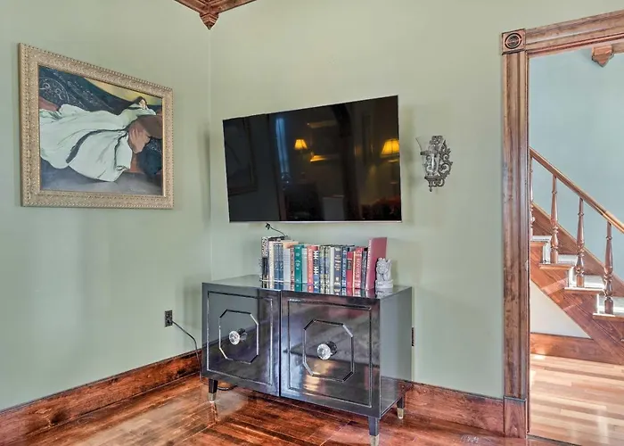 Top-Rated Pet Friendly Accommodations in Lancaster