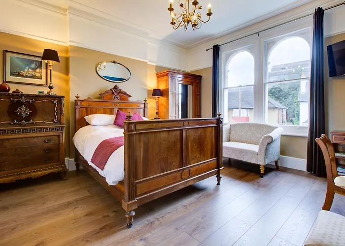 Top-Rated Carshalton Hotels