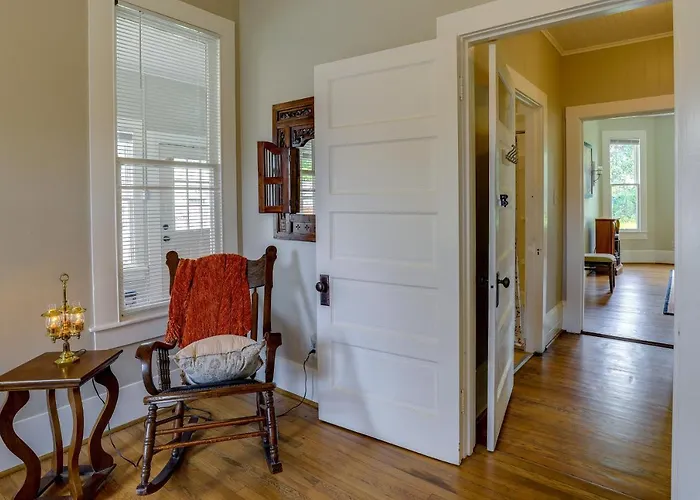 Top Hotels in Belleville IL