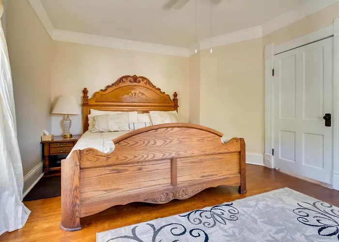 Best Hotels Near You in Charleston