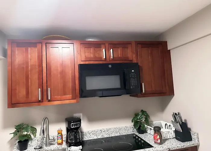 Top Hotels Near Upper Marlboro