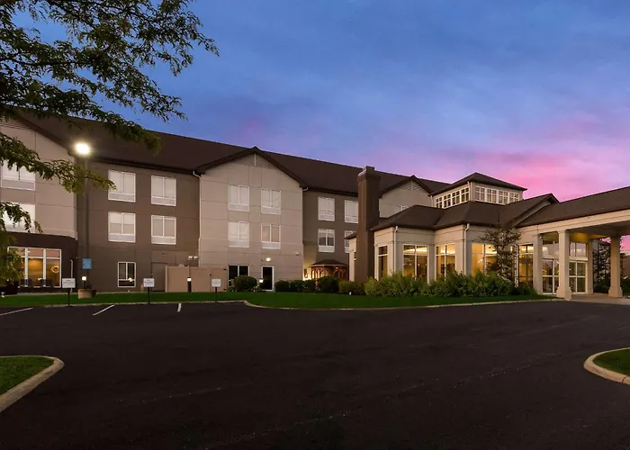 Top Hotels in Grove City, Ohio