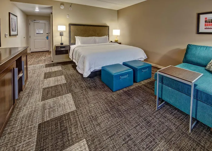 Best Hotels in Hendersonville TN