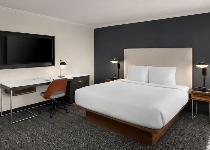 Best Hotels Near Yale University in New Haven