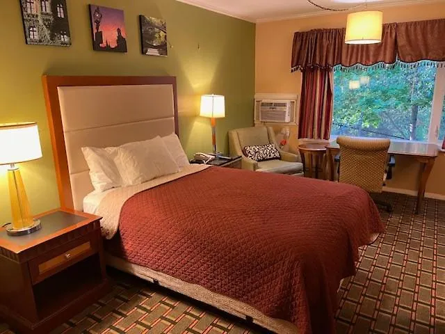 Top Weymouth Hotels for a Serene Getaway