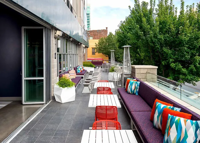 Top Hotels Close to Mission Hospital Asheville