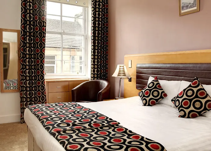 Best Dunoon Hotels Offering Fantastic Entertainment