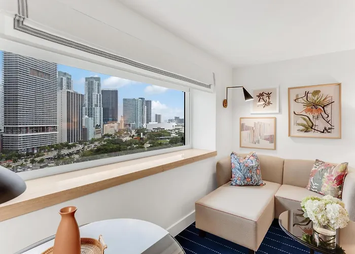 Top Miami Hotels with Cruise Parking