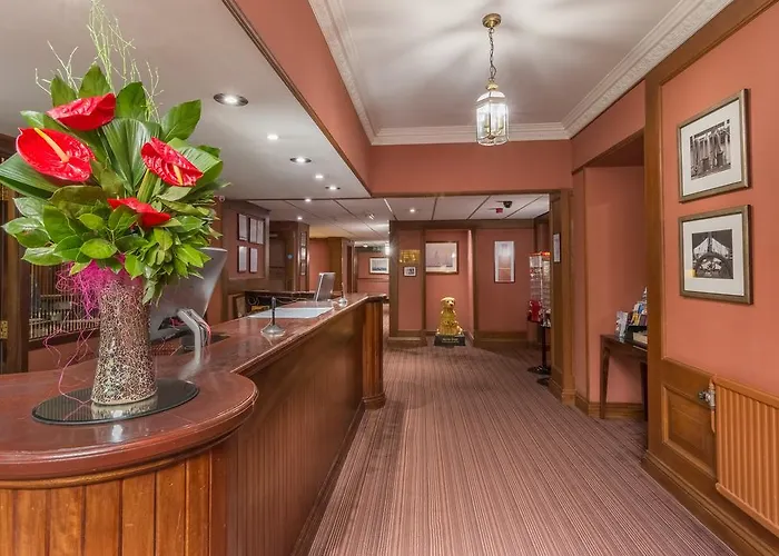 Top Southampton Hotels Close to University Campuses