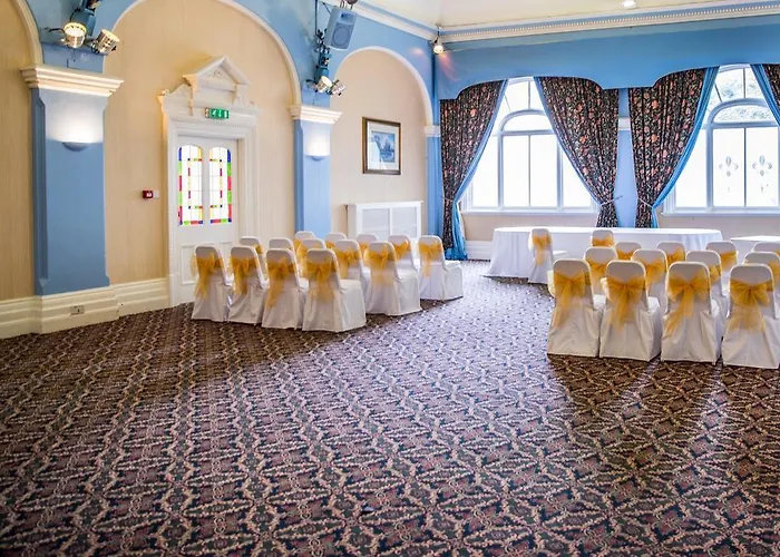 Best Hotels in Tamworth Town Centre