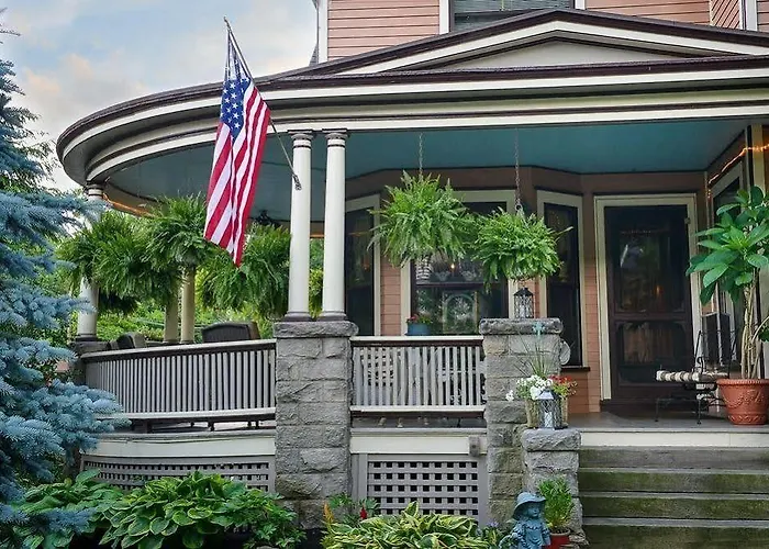 Top Hotels Near Wellsboro PA