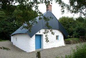 Cool holiday cottages in Cardigan Bay, Wales