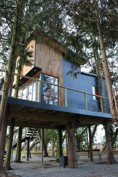 Treehouse