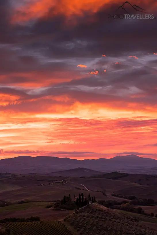 Der Blick am Morgen vom Podere Belvedere über die Hügel des Toskana