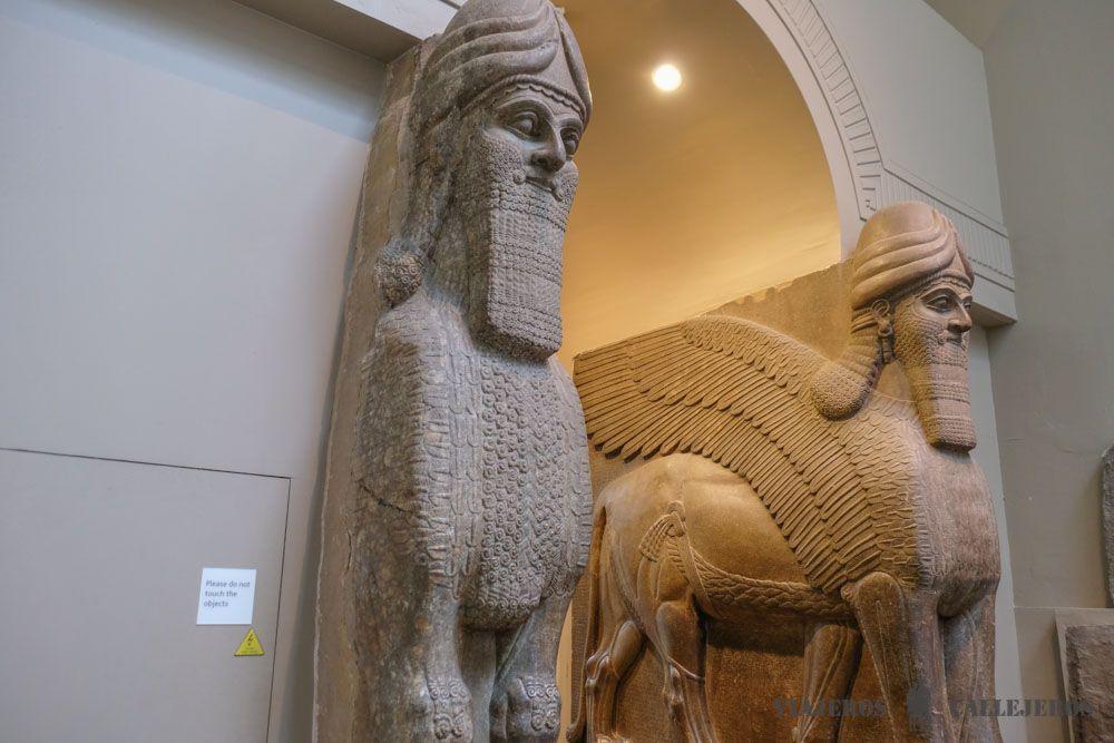 León Alado de Nimrud