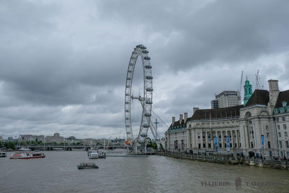 Noria de Londres desde el Puente de Westminster