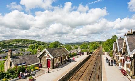 New tourist train opens up Yorkshire dales