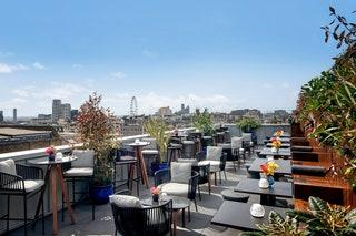 15 Posh Boutique Hotels in London With Turndown Tea, Lush Gardens, and Rooftop Bars